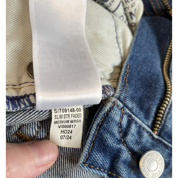 Gap Jeans Mens 36x32 NEW Slim Straight Blue Faded Stretch Denim Casual Pants - Picture 6 of 11